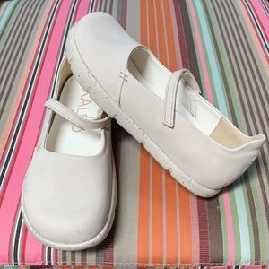 Earth Kalso Dash Mary Jane Leather Shoes